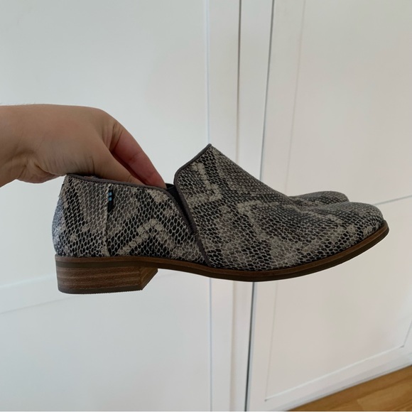 Toms Snake Print Shaye Ankle Booties - Picture 5 of 8